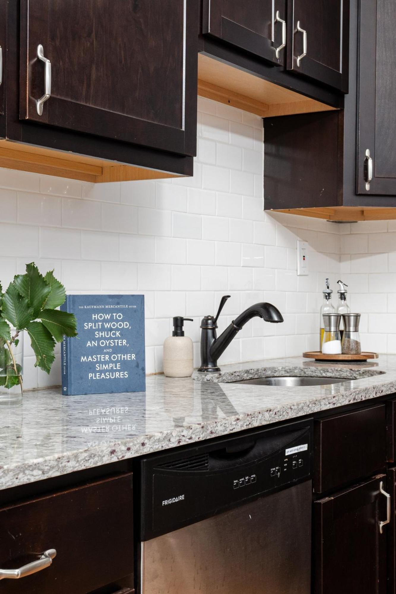 Ukrainian Village 2Br Modern Apartment D2 Chicago Bagian luar foto